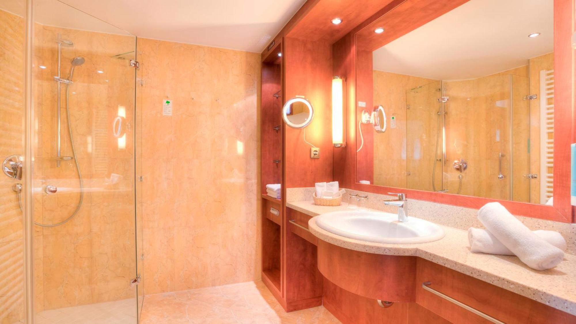 Hotel Zur Post - Ein Rovell Hotel Heringsdorf  Kültér fotó