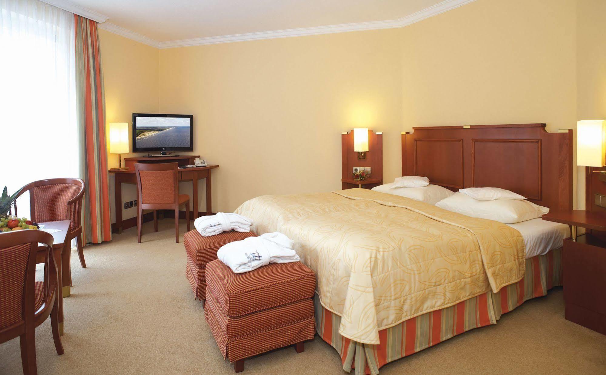Hotel Zur Post - Ein Rovell Hotel Heringsdorf  Kültér fotó